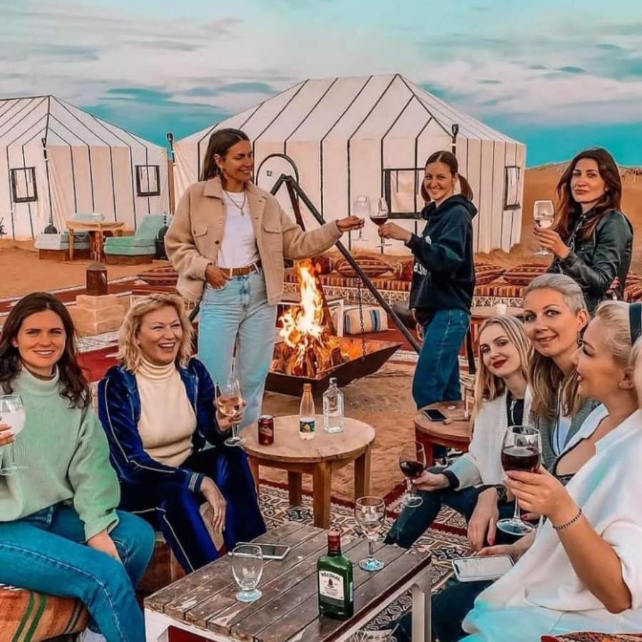 Hotel Family Luxury Glamping Merzouga Esterno foto