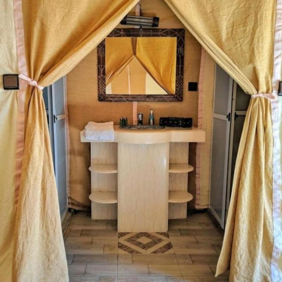 Hotel Family Luxury Glamping Merzouga Esterno foto