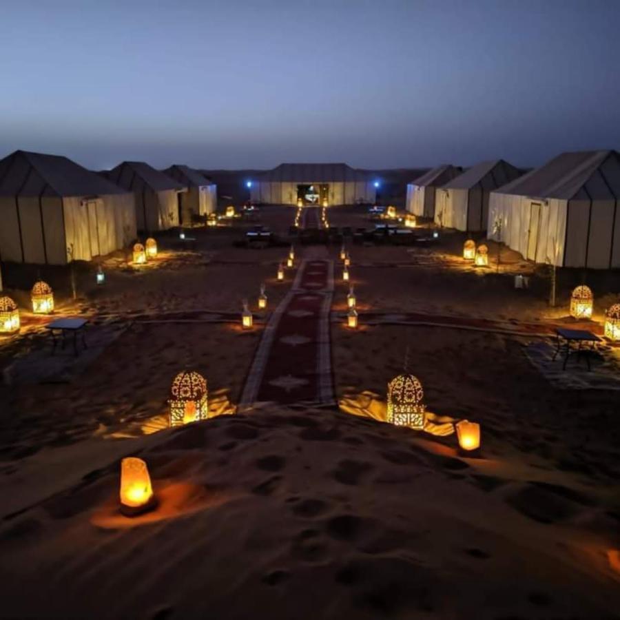Hotel Family Luxury Glamping Merzouga Esterno foto