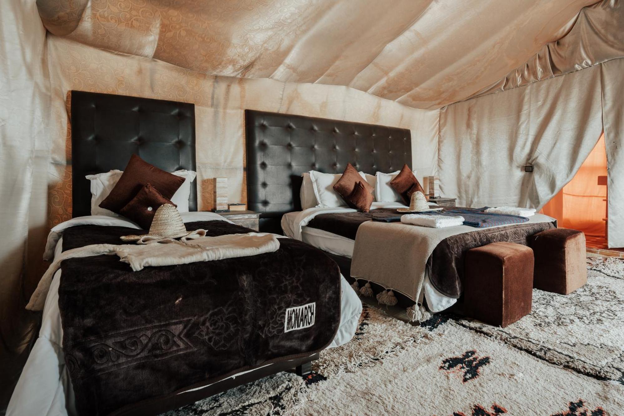 Hotel Family Luxury Glamping Merzouga Esterno foto