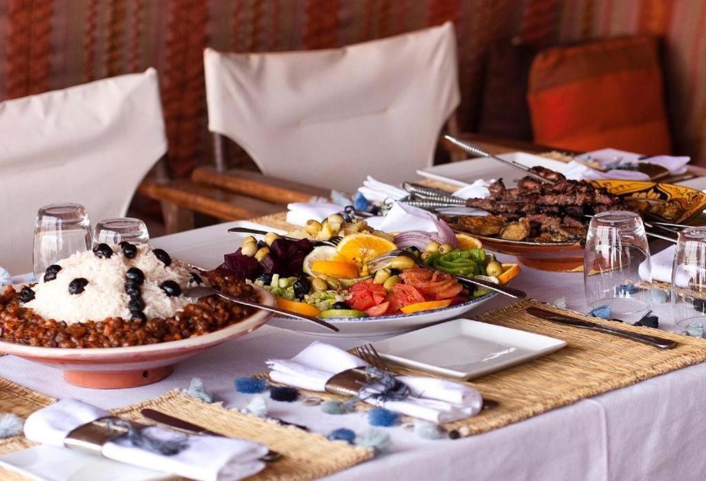 Hotel Family Luxury Glamping Merzouga Esterno foto
